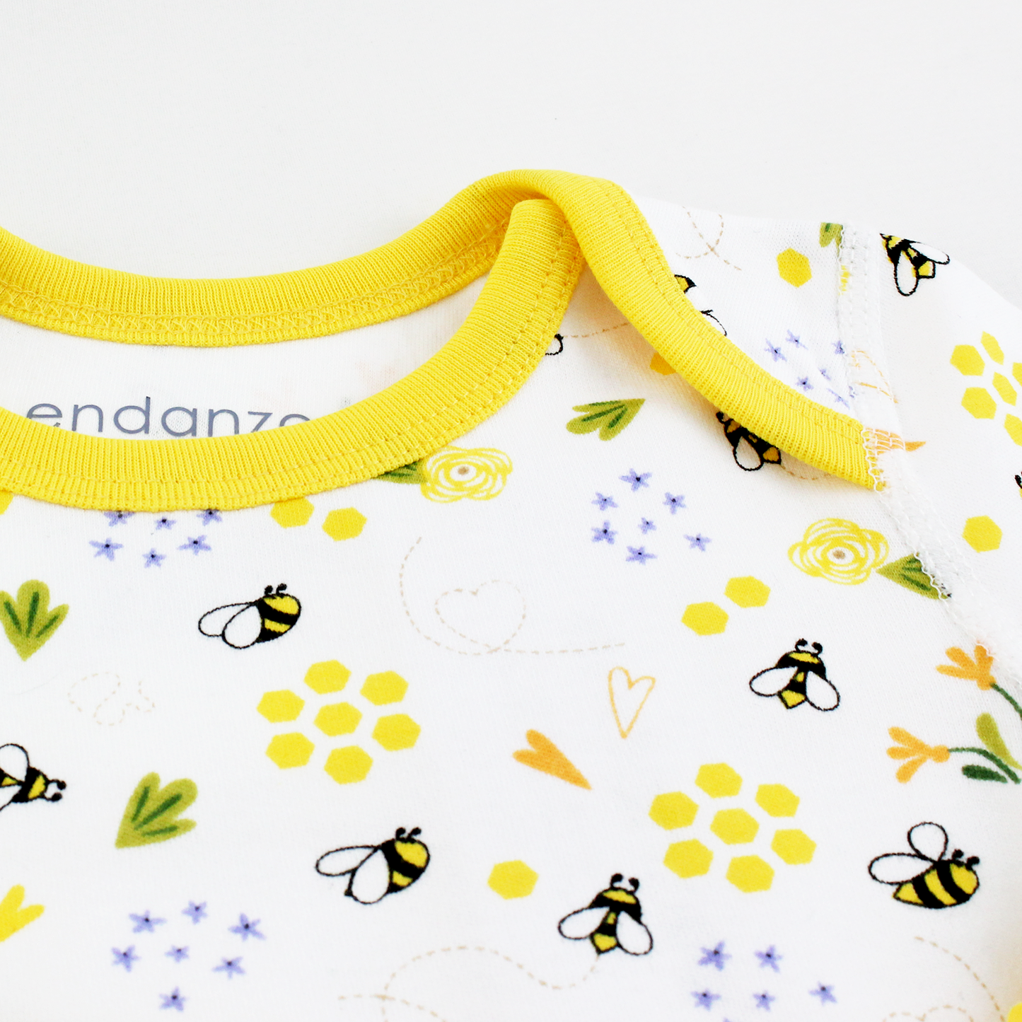 Endanzoo Coming Home Newborn Organic Gift Set - BumbleBee