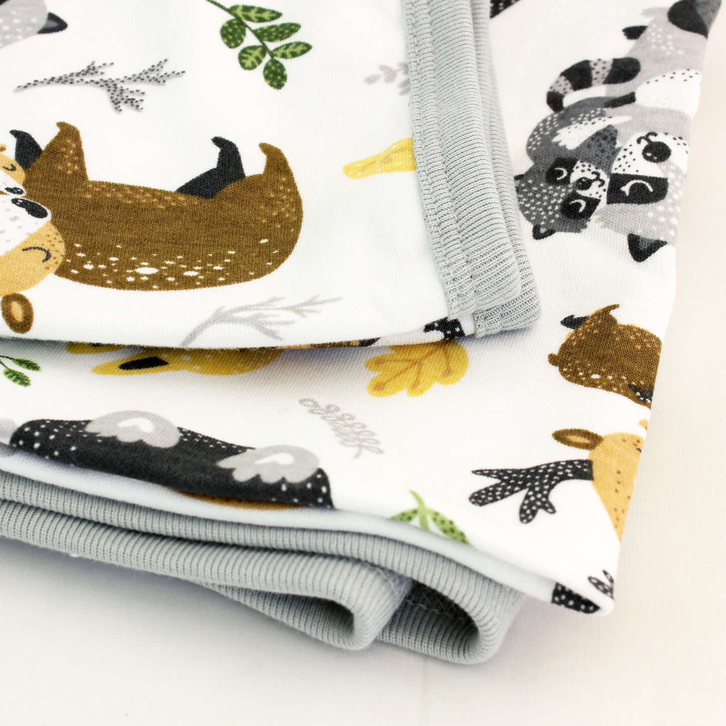 Endanzoo Organic Baby Swaddle Blanket - Safari Hugs